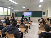 同心同行共协作，家校携手助成长 ——东沙湖实验中学2022-2023学年度第二学期初三年级家长会 